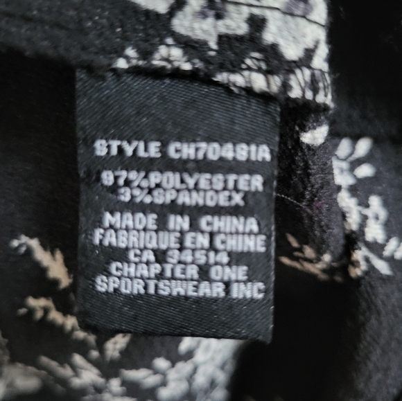 Bundle of three (3) Women's XL Loose Fitting Floral Blouses, EUC - Picture 5 of 13